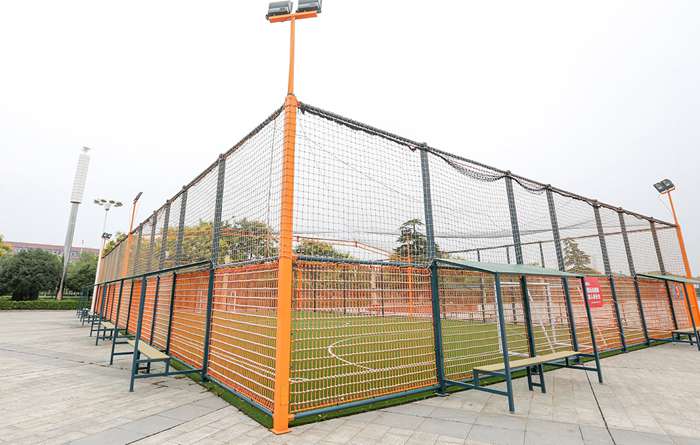 广西健身器材厂家-jiuyou.com五人制足球场